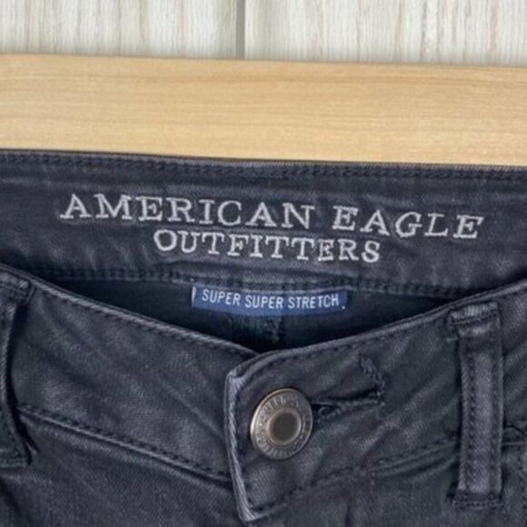 American Eagle | Black Hi Rise Jegging Size 4 - Picture 5 of 6